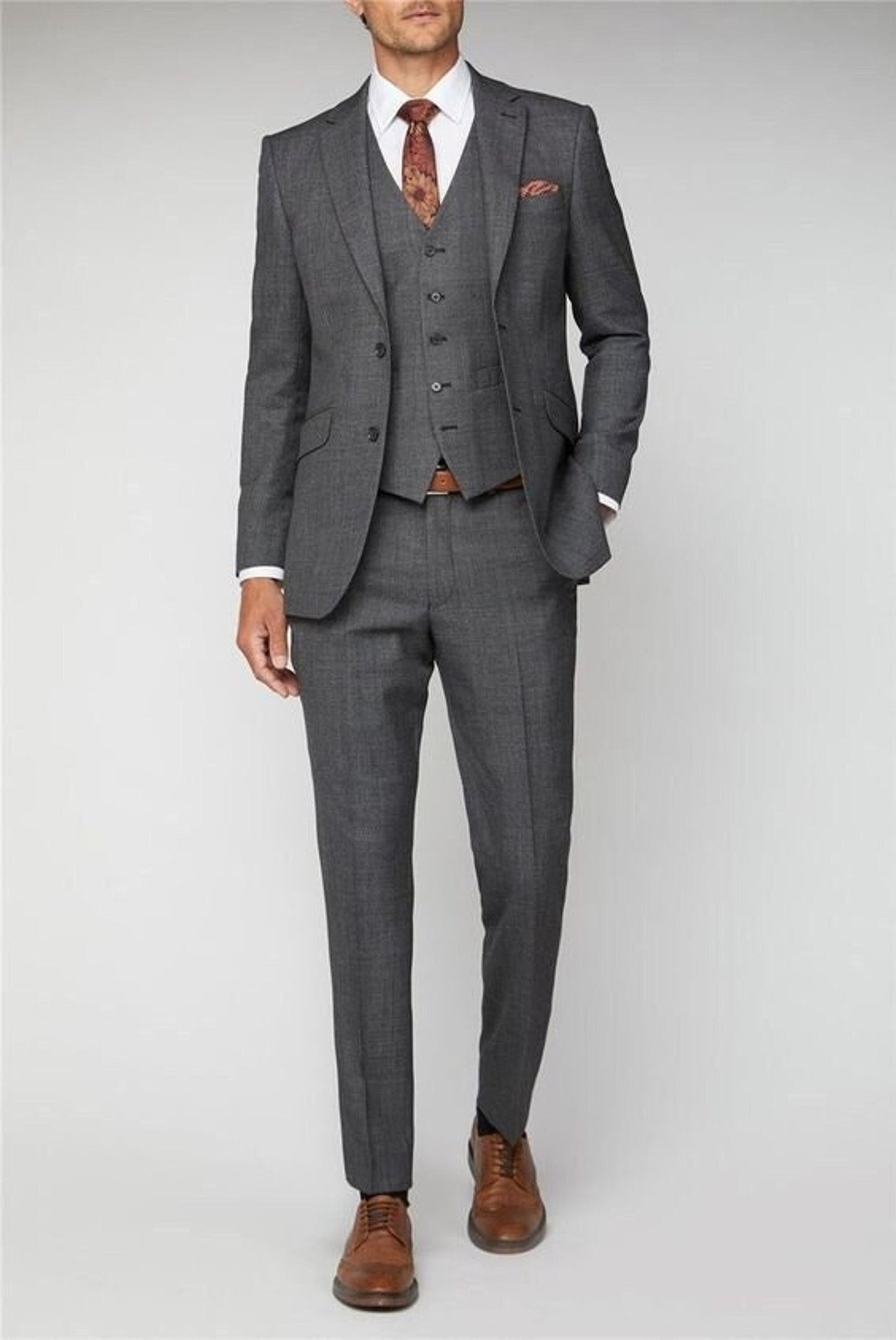 Menista Premium Three-Piece Grey Suit for Men | Ideal for Weddings, Engagements, Proms, Grooms, and Groomsmen